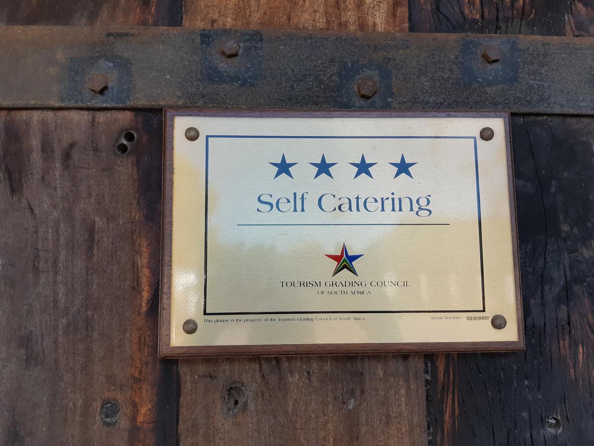 הרמנוס Hornbill House Self Catering Accommodation מראה חיצוני תמונה