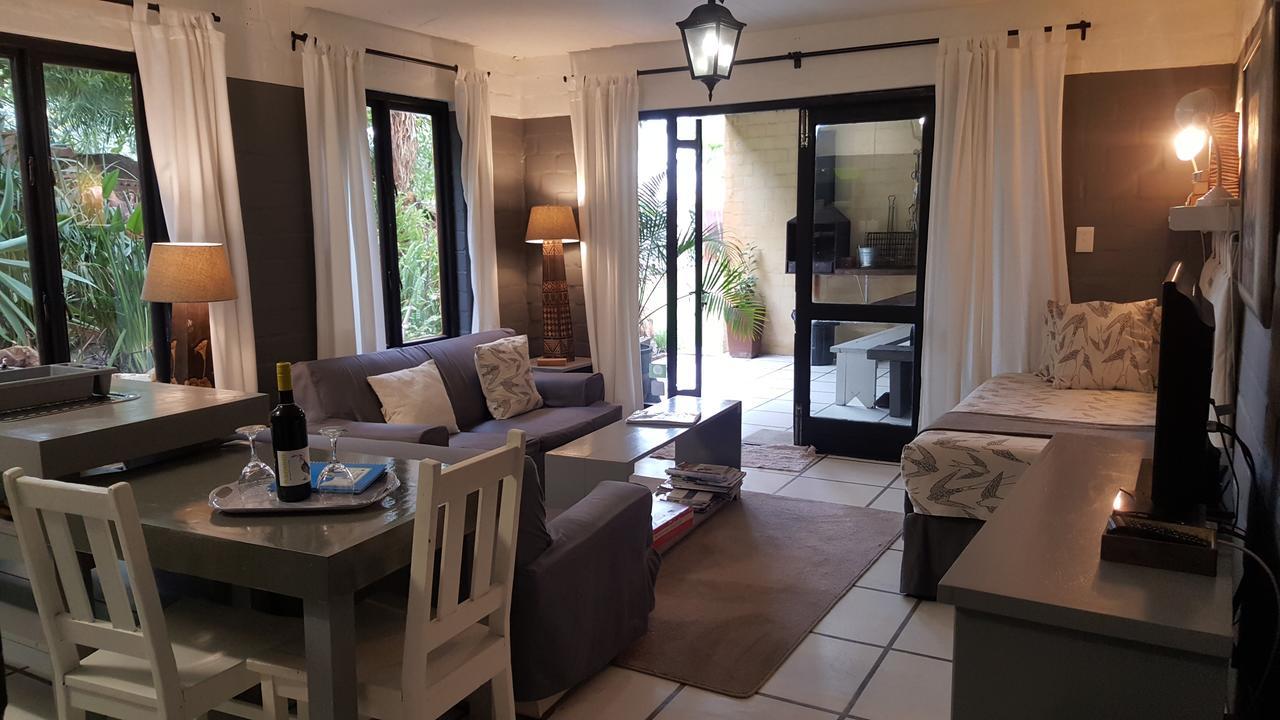הרמנוס Hornbill House Self Catering Accommodation מראה חיצוני תמונה