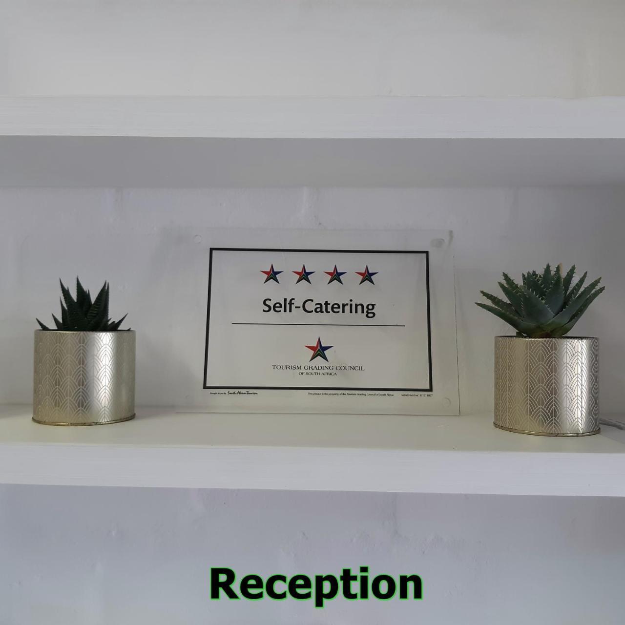 הרמנוס Hornbill House Self Catering Accommodation מראה חיצוני תמונה